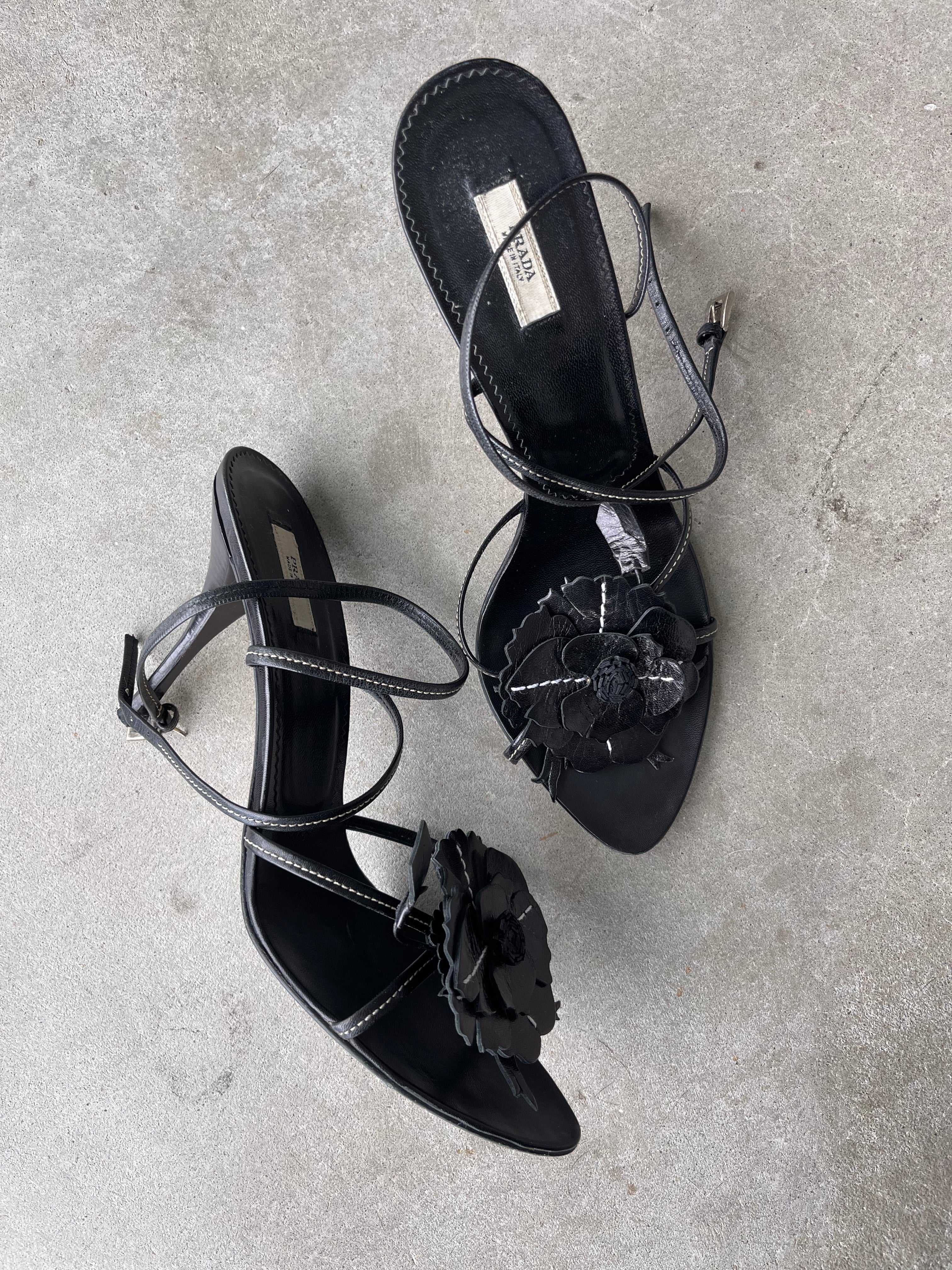 【ばに】PRADA Leather Strap Heels 4116E08C-D564-4123-ABB7-